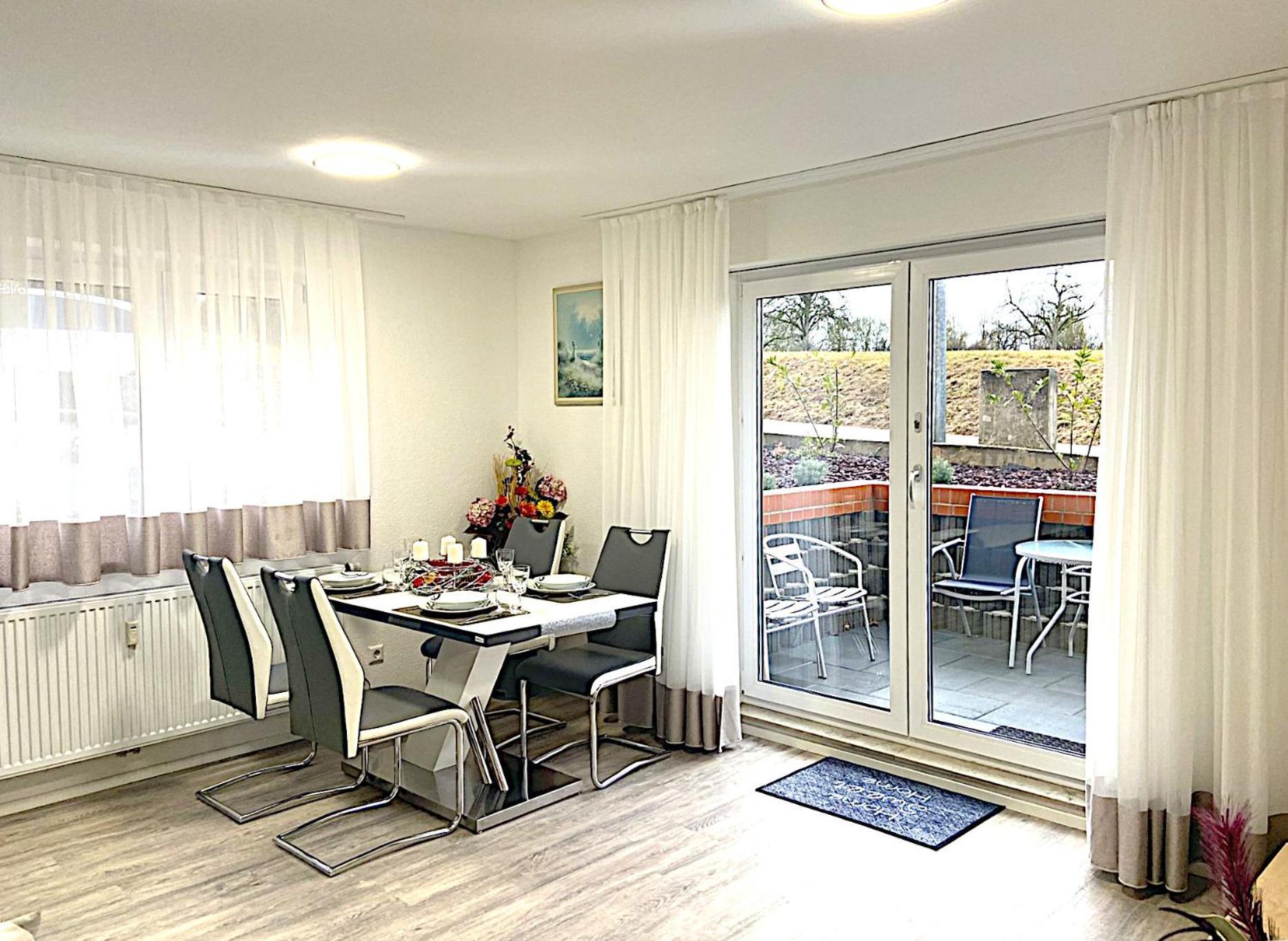 Charmanter Rueckzugsort Mit Grosser Terrasse In Idyllischer Umgebung Apartment Boeblingen